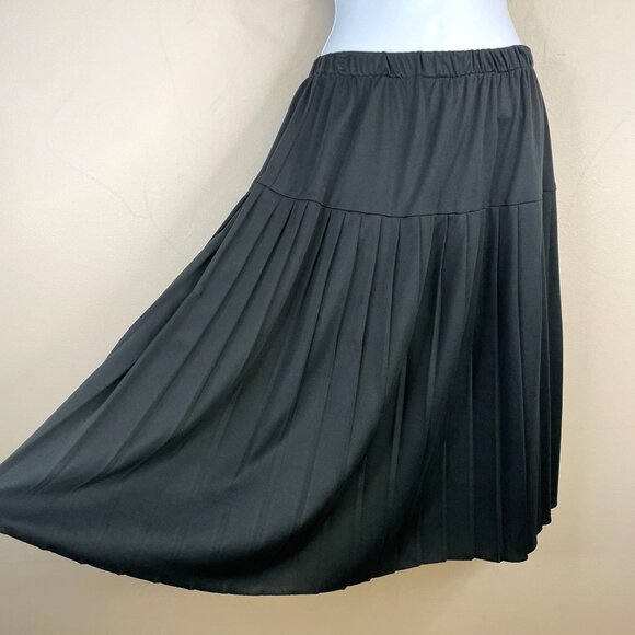 Vintage Womens Pleated Skirt Size 8P Black FLOWY Knit Preppy Twee Grunge Modest - Picture 1 of 6